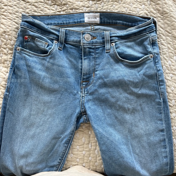 Hudson fringe bottom skinny Jean - Picture 3 of 4